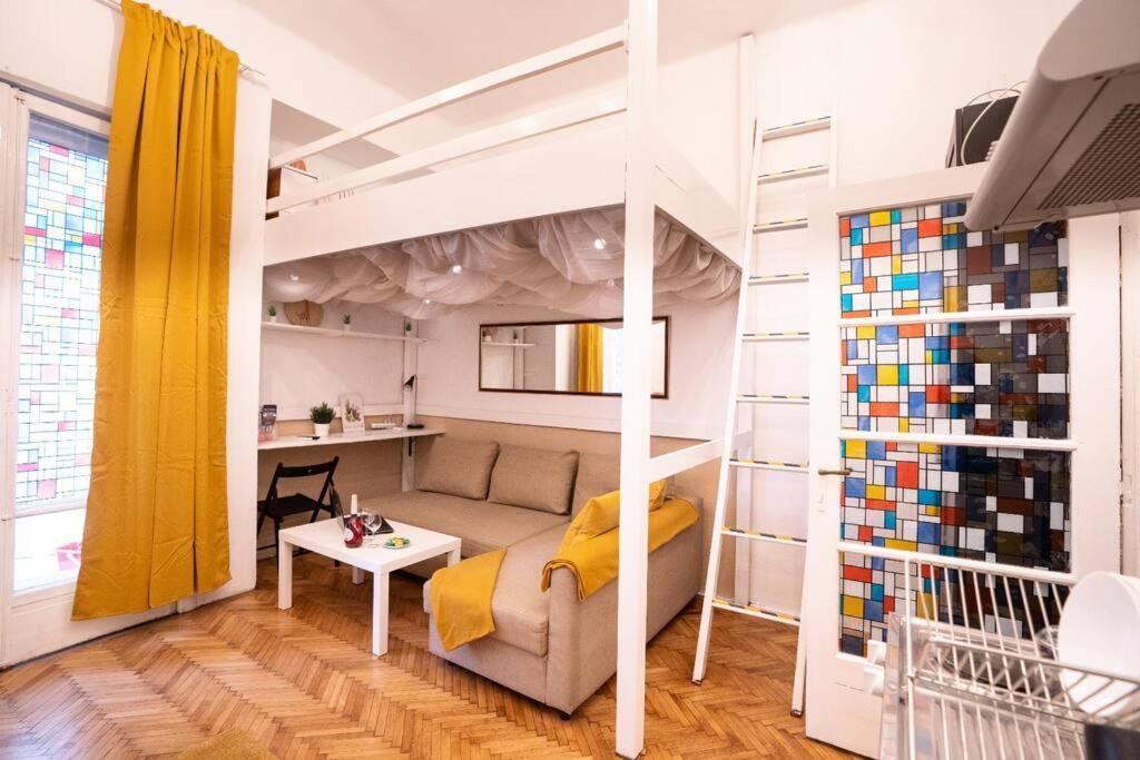 Cozy Studio Near Cismigiu Park Apartment บูคาเรสต์ ภายนอก รูปภาพ